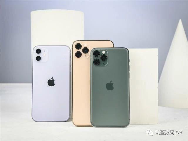 比照iPhoneXR自制了1000元