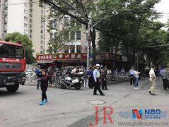  每经记者：徐杰 实习生 郑洁 摄影报道 每经编辑：张海妮 今日 5月16日 11时30分左右